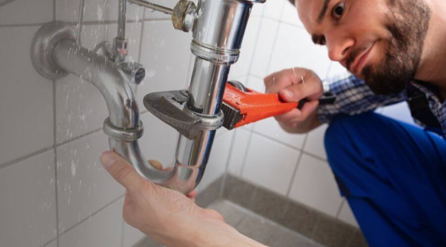 Toilet clog repair in Little Compton, RI